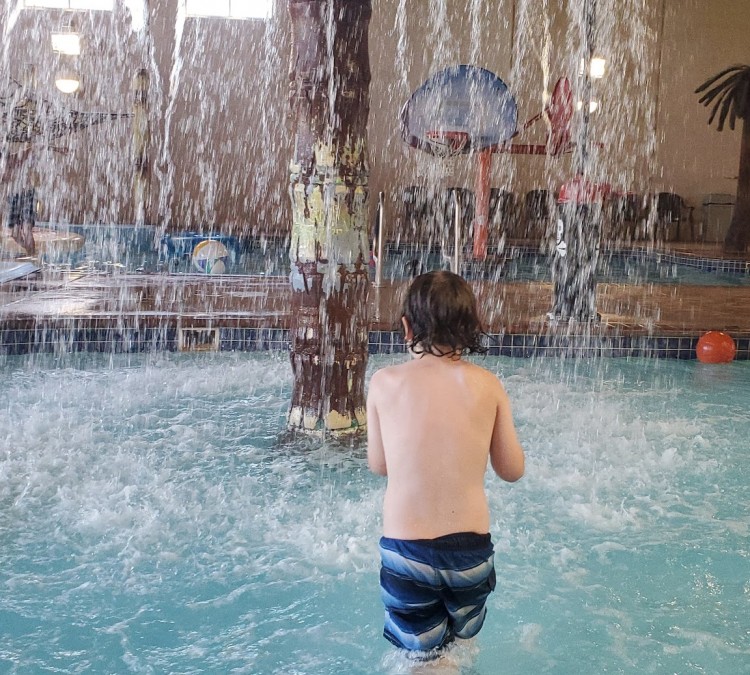 Boji Splash Indoor Waterpark (Arnolds&nbspPark,&nbspIA)
